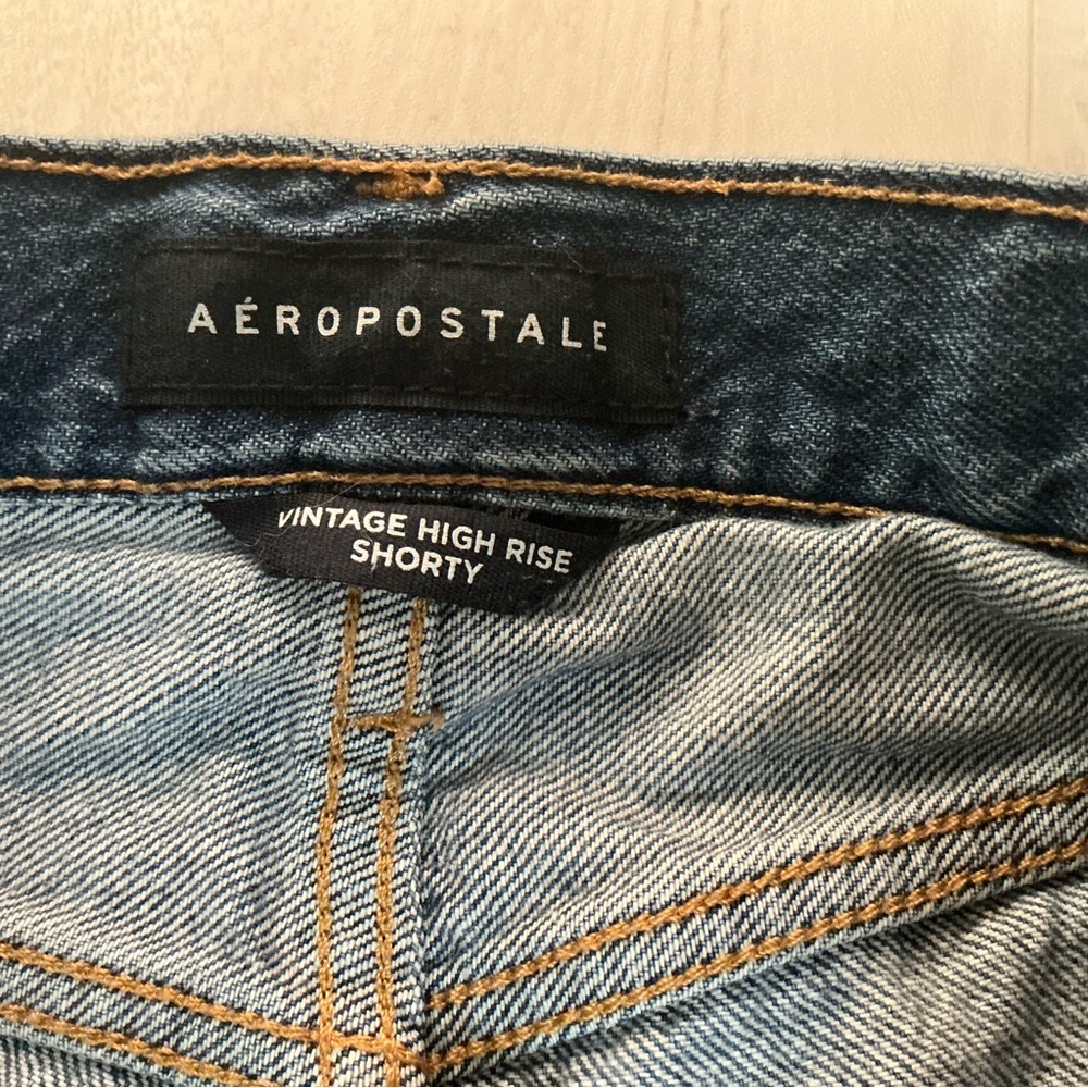 Aeropostale Light Blue Ripped Jean Shorts with Embroidered Flower Pockets - Picture 4 of 5